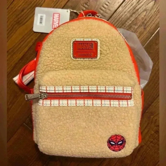 Loungefly Marvel Faux Fur Spiderman BP - $85 NWT - Picture 1 of 2